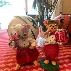 Annalee - 2013 6" Silver Sparkle Boy Mouse + Silver Sparkle Girl Mouse